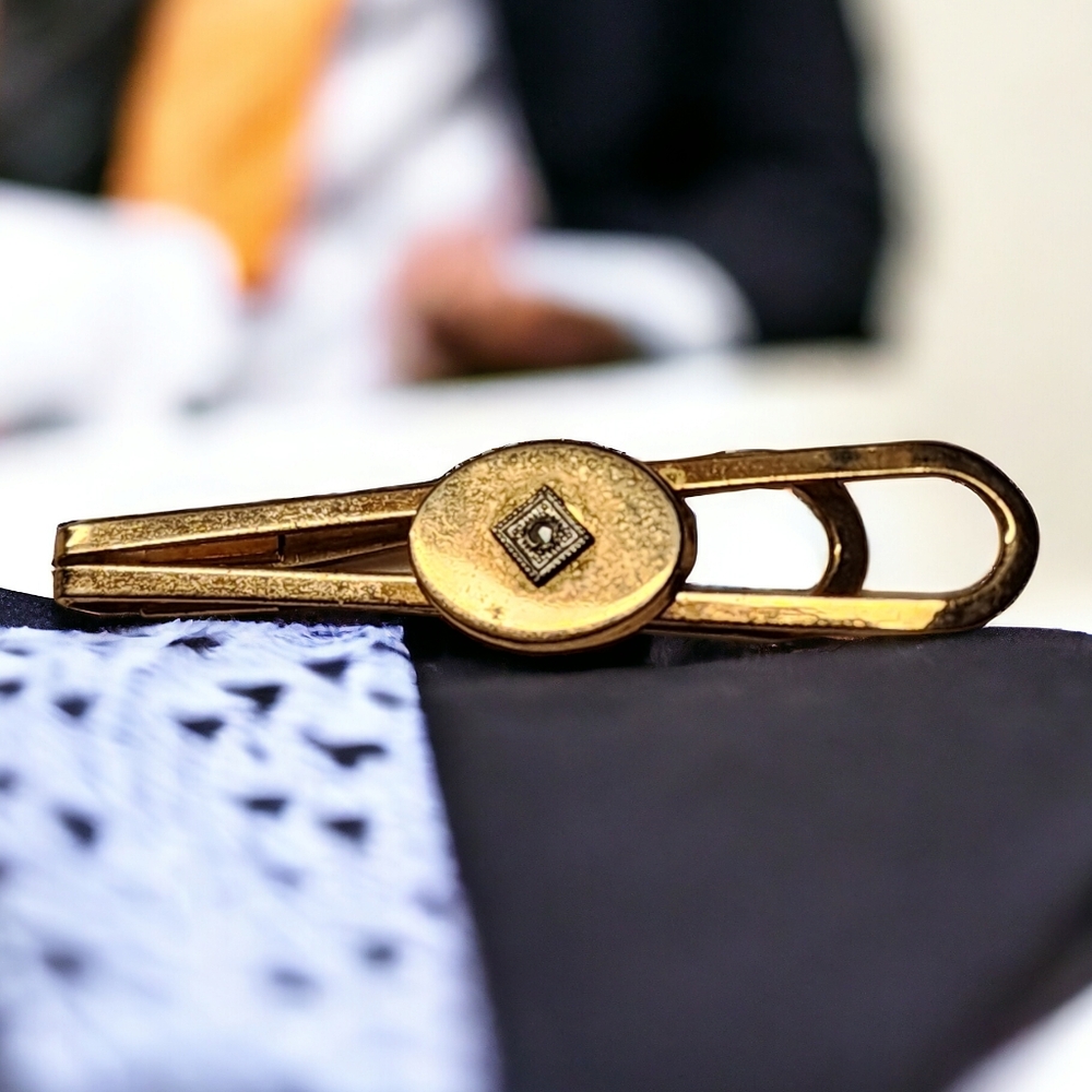 Vintage Anson Tie Clip **Host Pick**